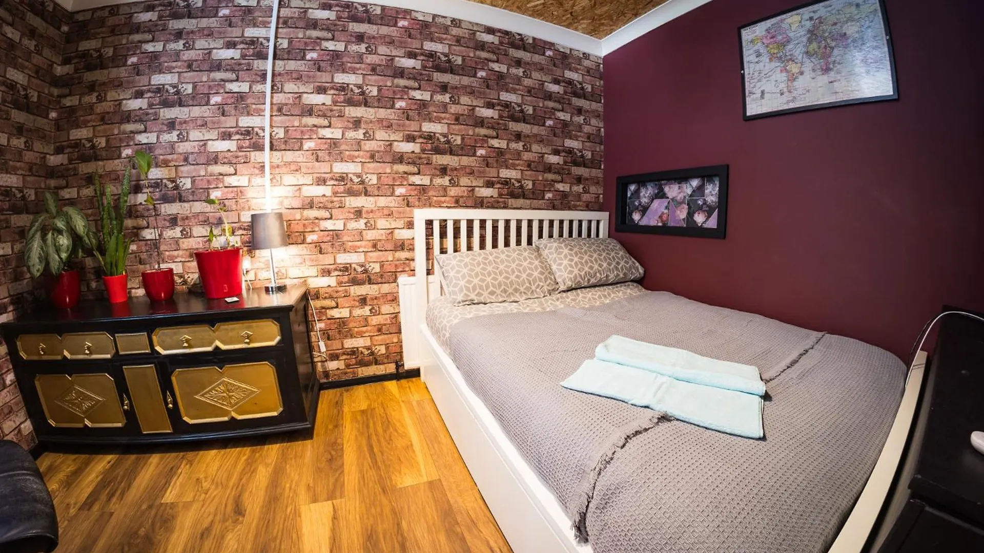 2 Independant Boutique Apartments One Sleeps 2 The Other Sleeps 4, Meadowhall, Sheffield Arena, Free Parking 0*,  英国